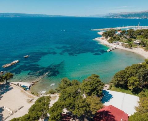 Kivételes klasszikus stílusú villa Splitben, úszómedencével és csodálatos kilátással a tengerre - pic 35