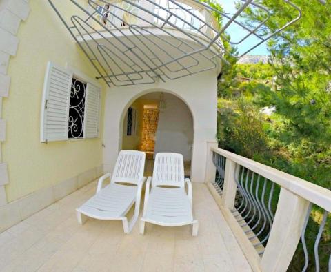 Gyönyörű, 3 apartmanból álló ház az Omis riviérán, lenyűgöző kilátással a tengerre - az ár csökkent! - pic 16