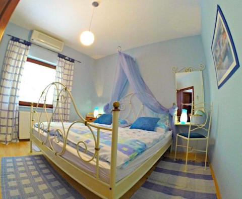 Gyönyörű, 3 apartmanból álló ház az Omis riviérán, lenyűgöző kilátással a tengerre - az ár csökkent! - pic 21