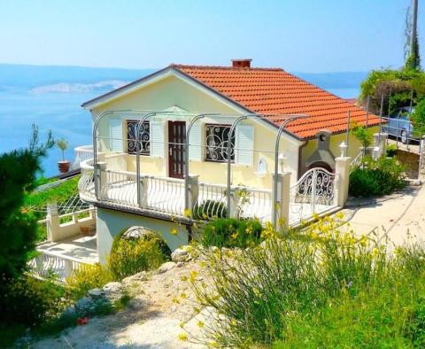 Gyönyörű, 3 apartmanból álló ház az Omis riviérán, lenyűgöző kilátással a tengerre - az ár csökkent! - pic 27