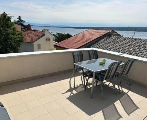 Apart-Haus mit 4 Wohnungen 30 Meter vom Meer entfernt in Selce, Riviera von Crikvenica - foto 3