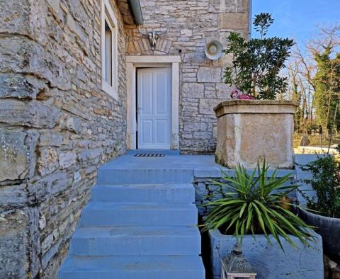 Charming stone house in Oprtalj - pic 6