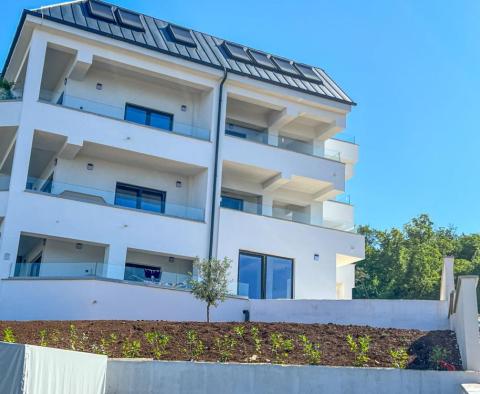 Größere Wohnung mit Garten in einem neuen Gebäude mit Meerblick in Icici - foto 5