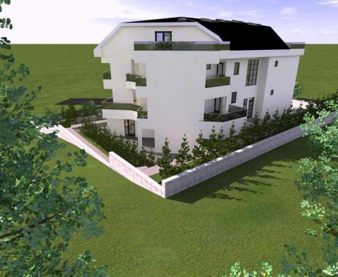 Größere Wohnung mit Garten in einem neuen Gebäude mit Meerblick in Icici - foto 20