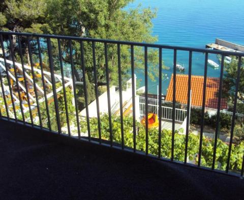 Erstaunliches touristisches Anwesen mit 6 Apartments an der Riviera von Omis, 30 Meter vom Meer entfernt - foto 7