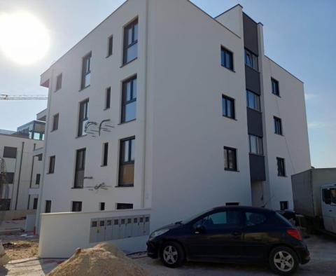 Новый комплекс квартир на продажу на Чиово, в 200 метрах от моря 