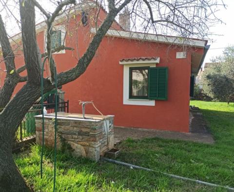 House for sale in Valdebek, Pula on 1604 sq.m. of land - pic 3