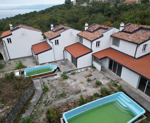 Пять рядных домов площадью 590 м2 с видом на море и 2 бассейнами в Ичичи - фото 4