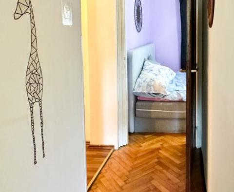 Appartement bon marché de 2 chambres dans le quartier de Volosko, Opatija, avec vue sur la mer, à 200 mètres de la mer - pic 4