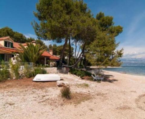 Deluxe first line villa in Supetar on Brac island with a mooring for a boat - pic 3