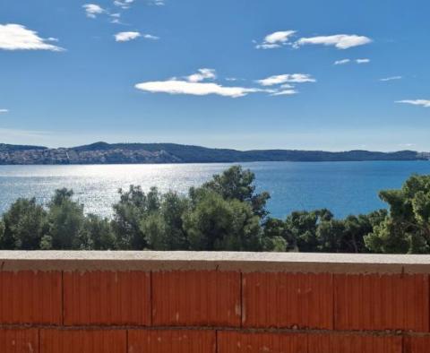 Neues Luxus-Penthouse in Seget Donji mit herrlichem Blick auf das offene Meer, nur 100 m vom Meer entfernt - foto 35