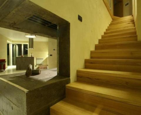 An extraordinary design villa with a swimming pool in an exceptional location in Motovun area - pic 53