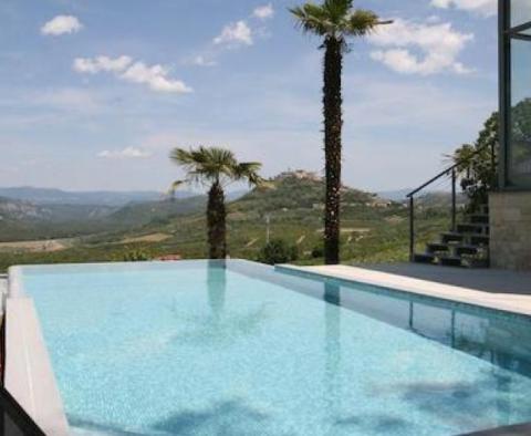 An extraordinary design villa with a swimming pool in an exceptional location in Motovun area - pic 56
