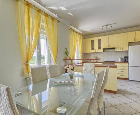 Nice house in Valtura, Ližnjan on 2071 sq.m. of land - pic 7