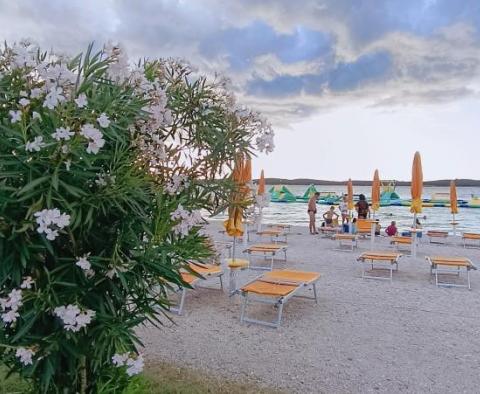 Проект элитной виллы с бассейном в 100 метрах от пляжа и набережной в Фажане в престижном районе - фото 17