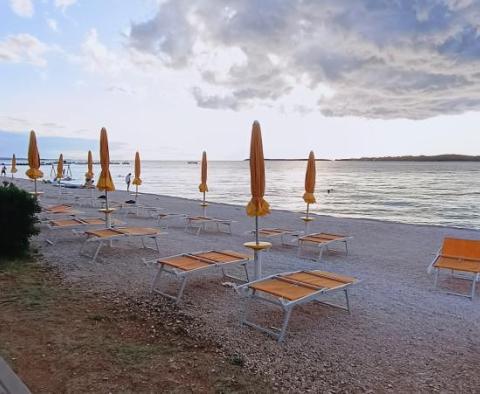 Проект элитной виллы с бассейном в 100 метрах от пляжа и набережной в Фажане в престижном районе - фото 20