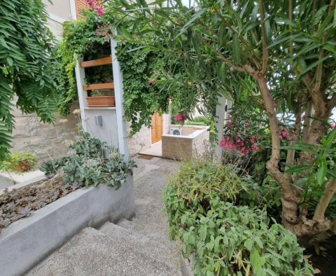 Apartment mit wunderschönem Garten in Postira auf der Insel Brac, 150 Meter vom Meer entfernt - foto 3