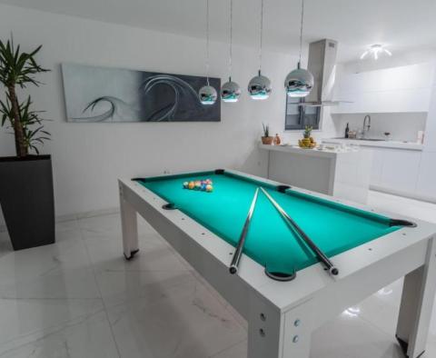 Neue moderne Doppelhaushälfte mit Pool in Pobri, Opatija - foto 18