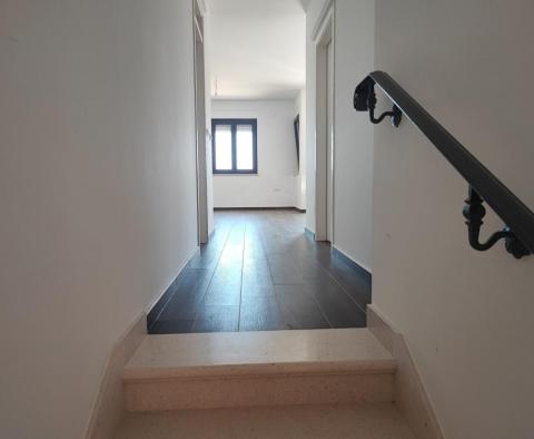 1st line to the sea - 3 bedroom apartment in a new building on Pag peninsula - pic 8
