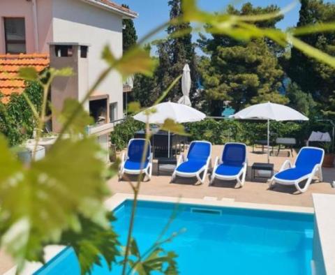 Appartement avec piscine sur le très populaire Ciovo - pic 26