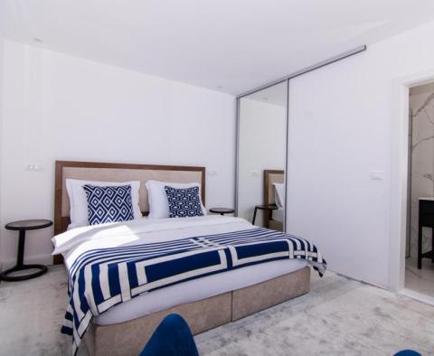 Wunderschönes Duplex-Penthouse in Ciovo, Trogir – ein Beispiel für exquisiten Luxus - foto 17