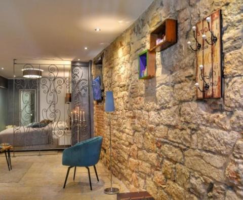 Apartment in the old town of Rovinj after complete adaptation - pic 12
