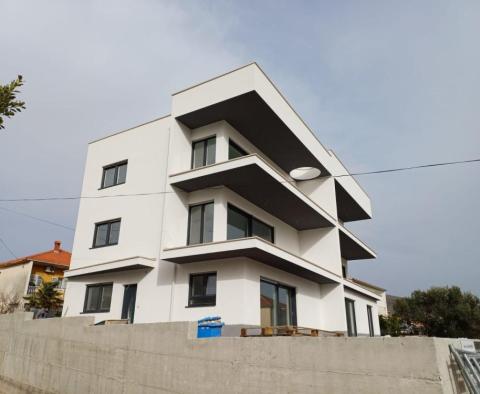 Modernes Penthouse in einem neuen Komplex in der Gegend von Trogir 