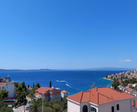Properly priced apartment in Trogir area with sea views 