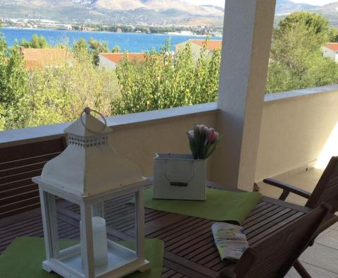 Wunderschönes Gästehaus mit Swimmingpool auf Ciovo, nur 100 Meter vom Meer entfernt - foto 5