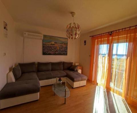 House of 5 apartments in Barbat na Rabu, Rab, 300m from the sea - pic 9