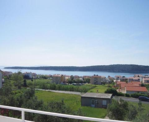 House of 5 apartments in Barbat na Rabu, Rab, 300m from the sea - pic 5