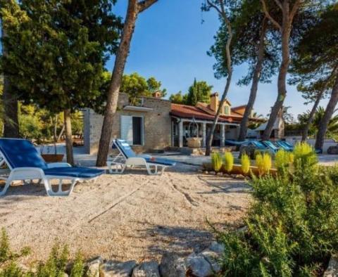 Deluxe first line villa in Supetar on Brac island with a mooring for a boat - pic 76