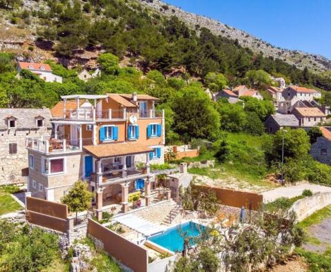 Fantastique propriété avec vue panoramique sur la mer sur la Riviera d'Omis, à 500 mètres de la mer - pic 7