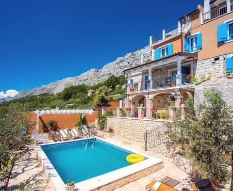 Fantastique propriété avec vue panoramique sur la mer sur la Riviera d'Omis, à 500 mètres de la mer - pic 9