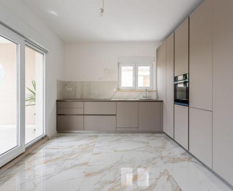 Appartement parfait en première ligne à Podstrana - banlieue exclusive de Split - pic 29