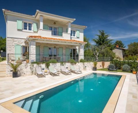 Bezaubernde Villa mit Pool in ruhiger Lage in der Nähe von Porec, 1,5 km vom Meer entfernt - foto 4