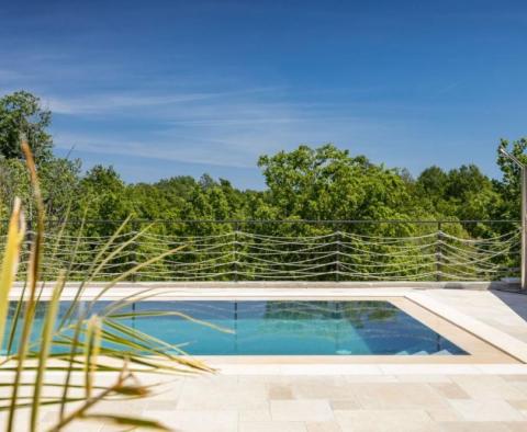 Bezaubernde Villa mit Pool in ruhiger Lage in der Nähe von Porec, 1,5 km vom Meer entfernt - foto 5