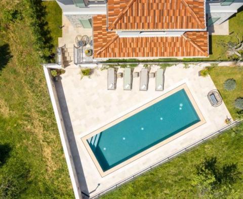 Charmante villa avec piscine dans un endroit calme près de Porec à 1,5 km de la mer - pic 3