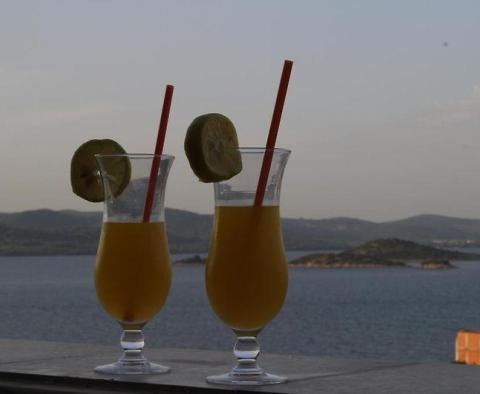 Tökéletes szálloda, mindössze 50 méterre a tengertől Zadar környékén, étteremmel és fitneszteremmel - pic 4