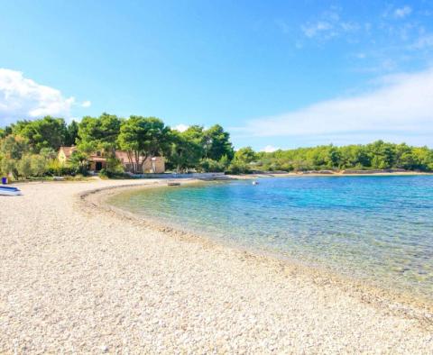 Terrain constructible à 80m de la mer à Supetar, île de Brac - pic 6