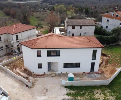 Villa moderne en construction dans la région de Porec, design traditionnel - pic 6