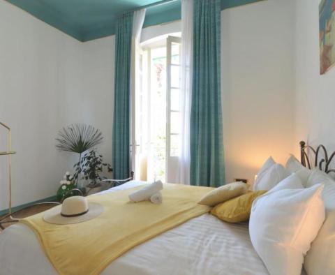 Dvoupodlažní apartmán ve vile v Opatiji, s výhledem na moře, 150 metrů od moře - pic 4