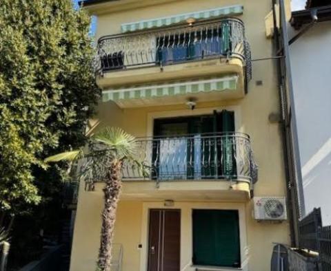 Nemovitost se 3 apartmány v centru Opatije - pic 17