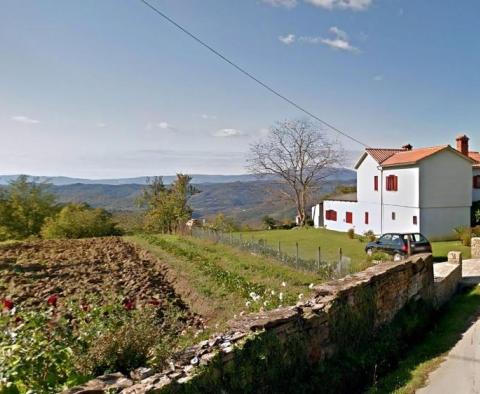 Detached house in Motovun area with a panoramic view 