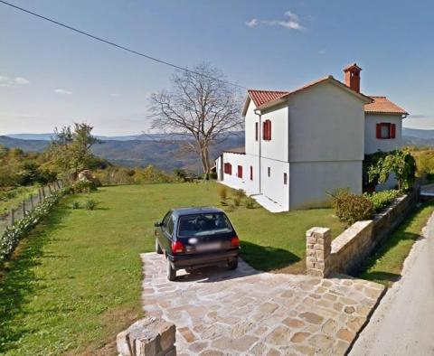 Maison individuelle dans le quartier de Motovun avec une vue panoramique - pic 2