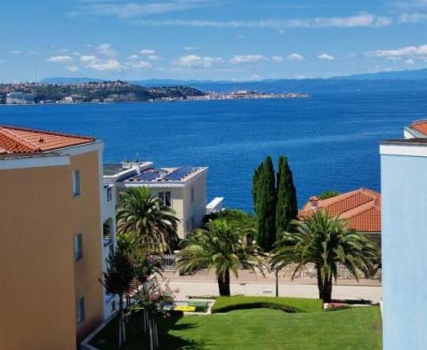 Apartment within luxury resort of the 1st line to the sea in Savudrija, Umag 