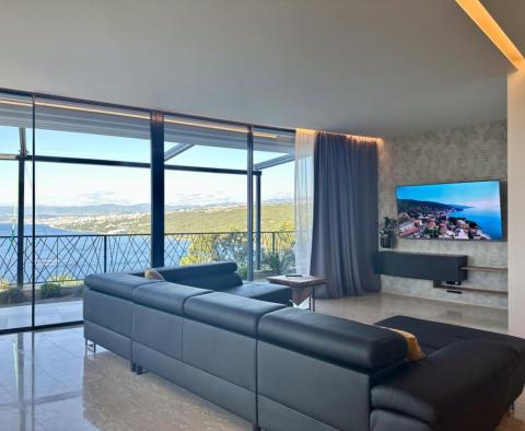 Appartement de luxe dans le centre d'Opatija, à 500 mètres de la mer - pic 2