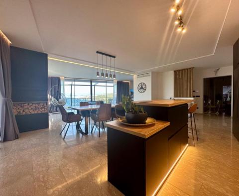 Appartement de luxe dans le centre d'Opatija, à 500 mètres de la mer - pic 9