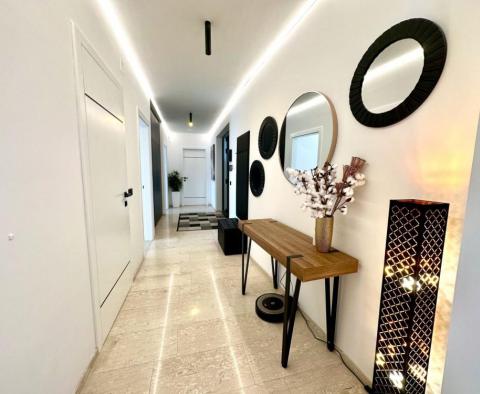 Luxusní byt v centru Opatije, 500 metrů od moře - pic 24