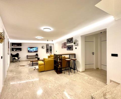 Luxusní byt v centru Opatije, 500 metrů od moře - pic 27